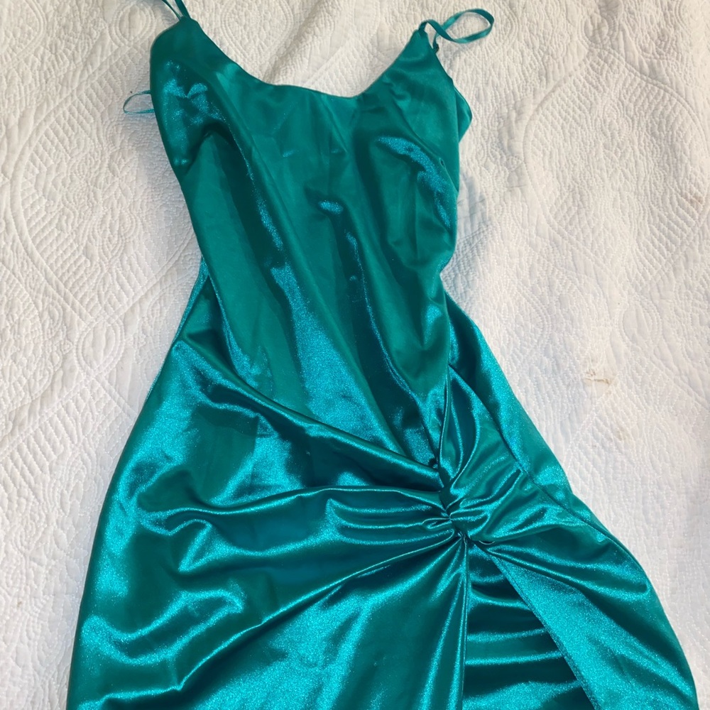 JLUXLABEL SATIN GREEN DRESS!